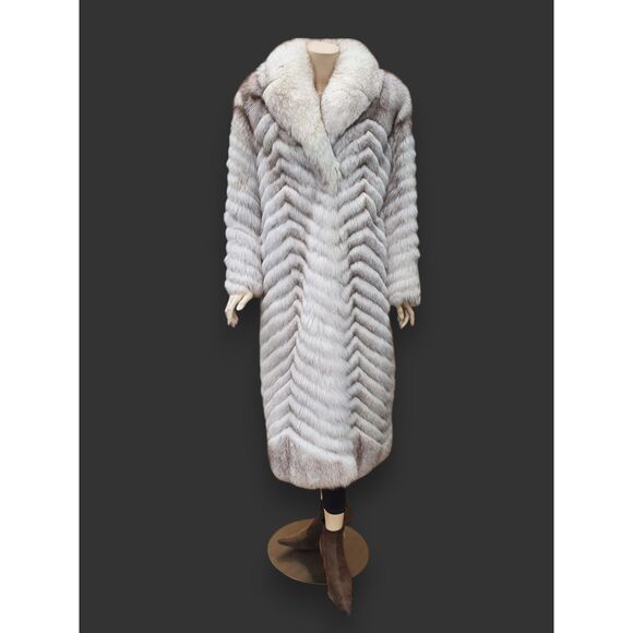 Saga Furs Jackets & Blazers - Vintage Chevron Cut Blue Fox Coat -Small